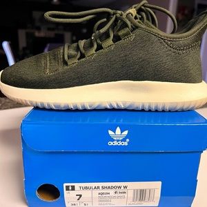 Adidas Tubular Shadow Women’s Size 7